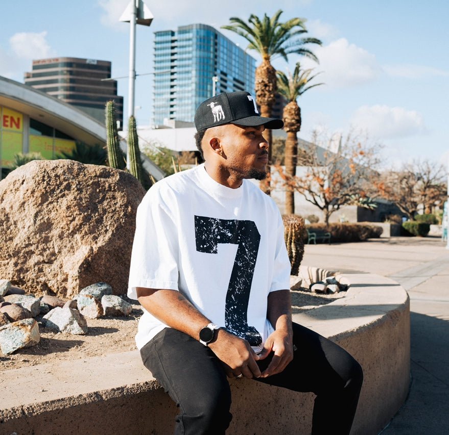 [PRE-ORDER - SHIPS BEGINNING OF NOVEMBER] ‘7’ Premium SnapBack - Black/White
