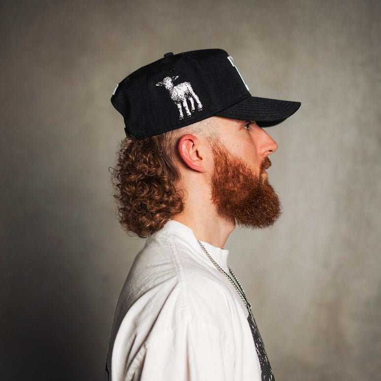 [PRE-ORDER - SHIPS BEGINNING OF NOVEMBER] ‘7’ Premium SnapBack - Black/White