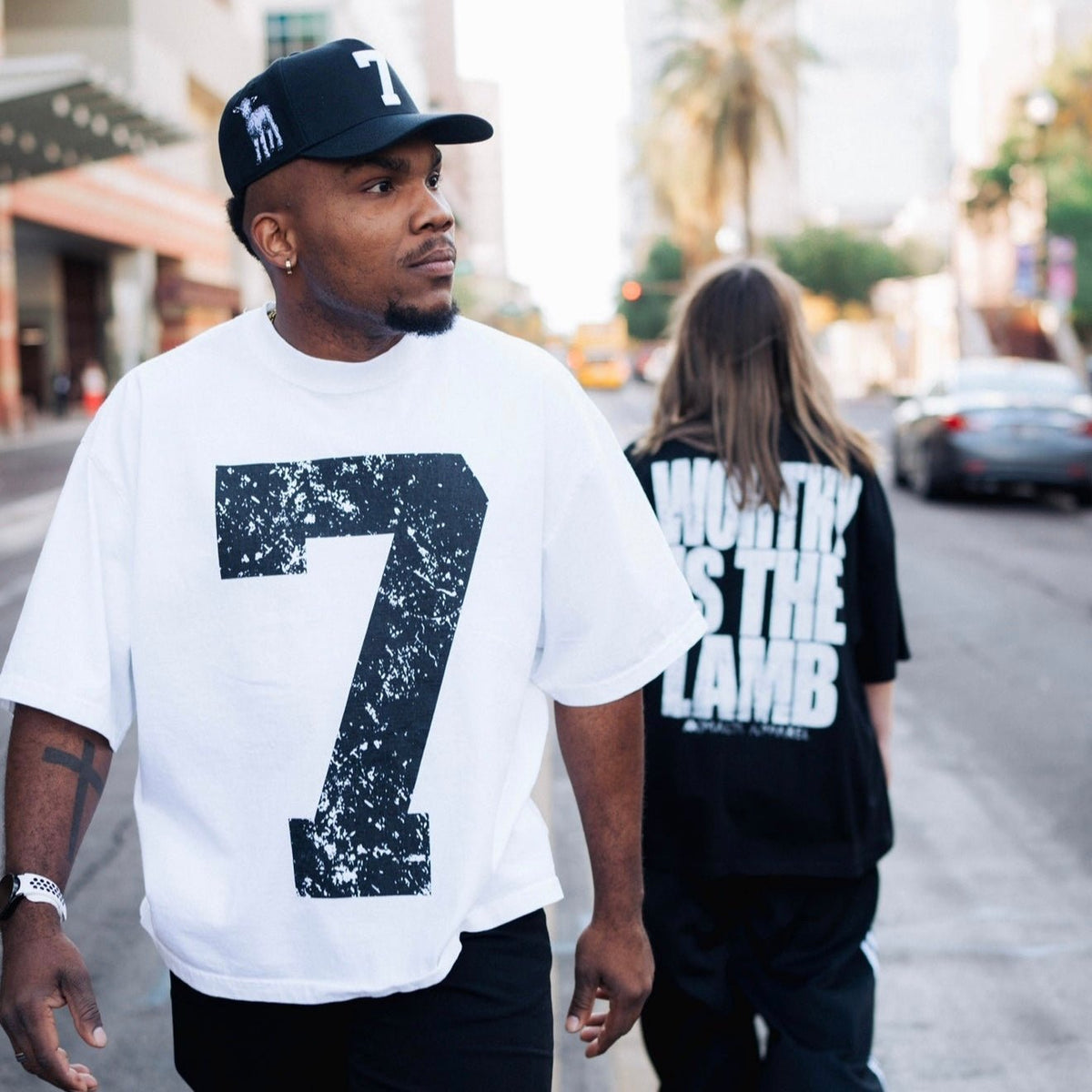 [PRE-ORDER - SHIPS BEGINNING OF NOVEMBER] ‘7’ Premium SnapBack - Black/White